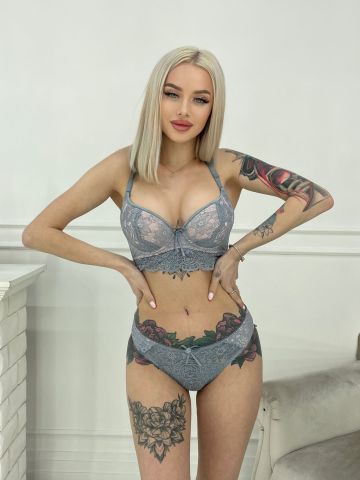 Полина